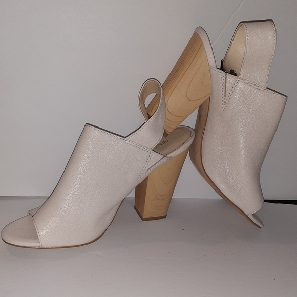 Nine West Sandals - Picture 2 of 3